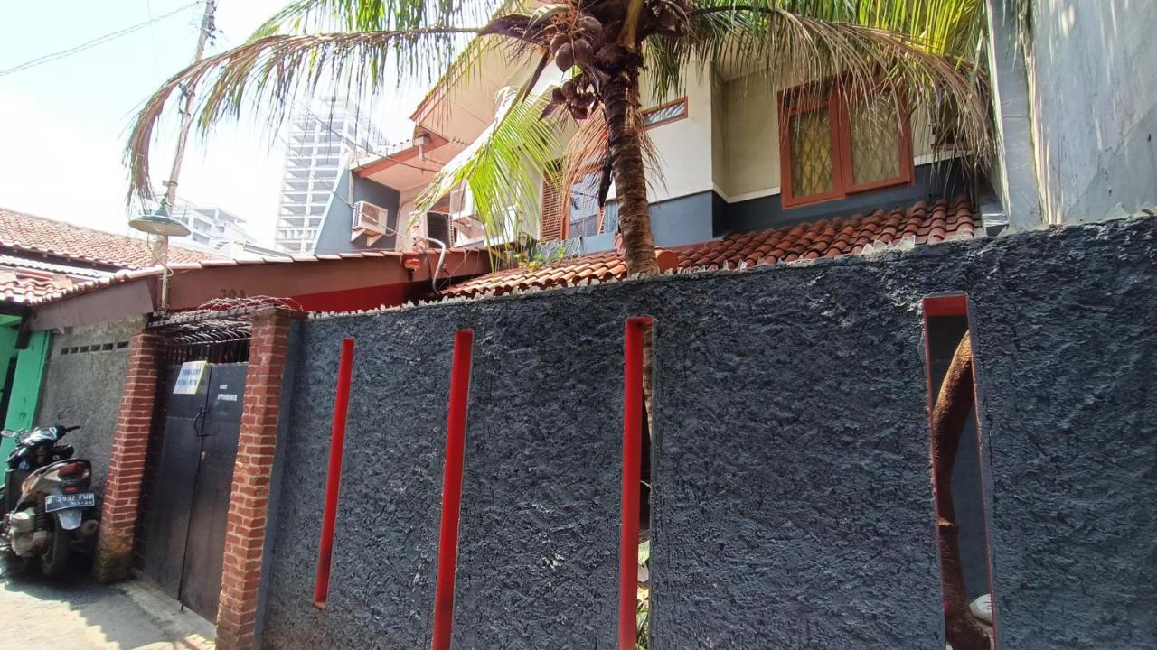 Oyo 91341 D'Phoenix Anggrek Syariah Residence Τζακάρτα Εξωτερικό φωτογραφία